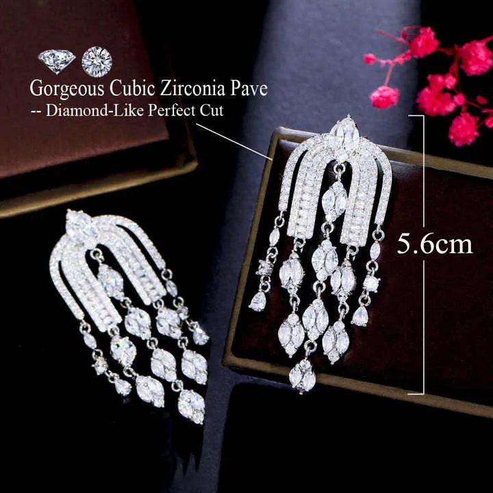 أقراط زفاف فاخرة من الخرز الطويلLuxury Long Beaded Wedding Earrings