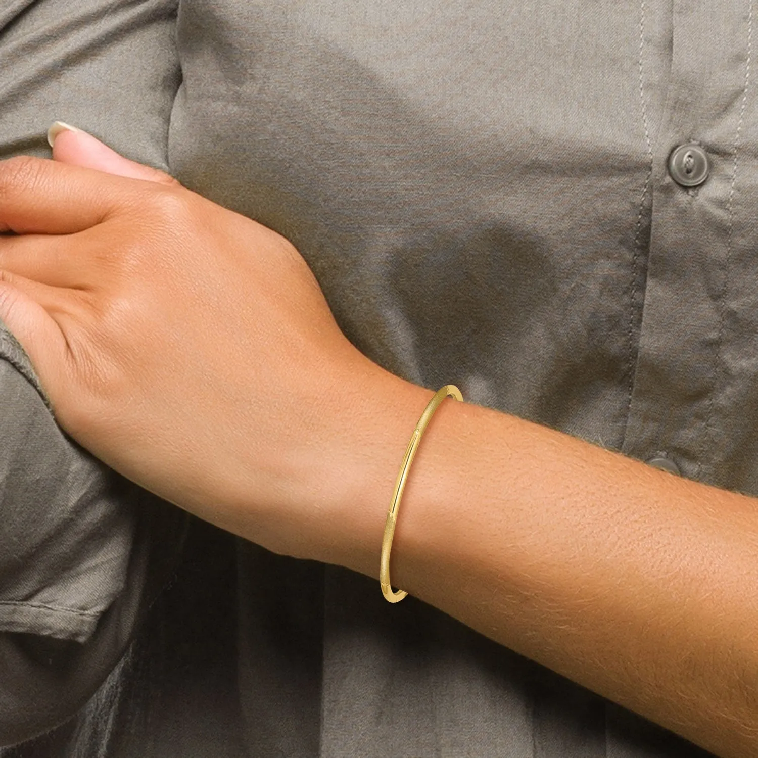14K Gold Women's Slip-On Bangle with Polished Satin Finish