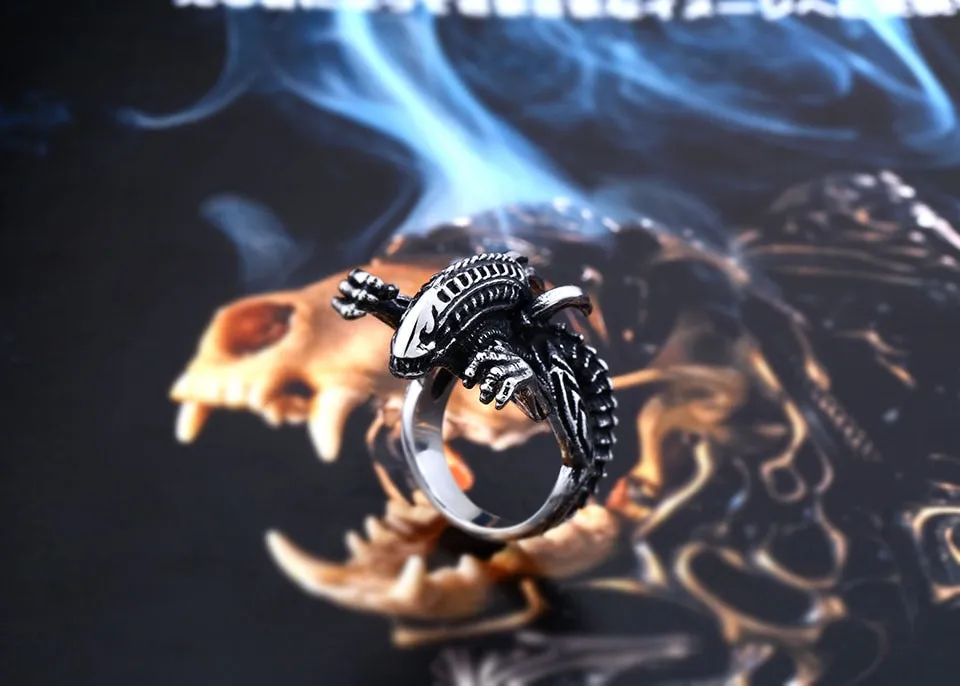 High Quality Alien Predator Finger Ring