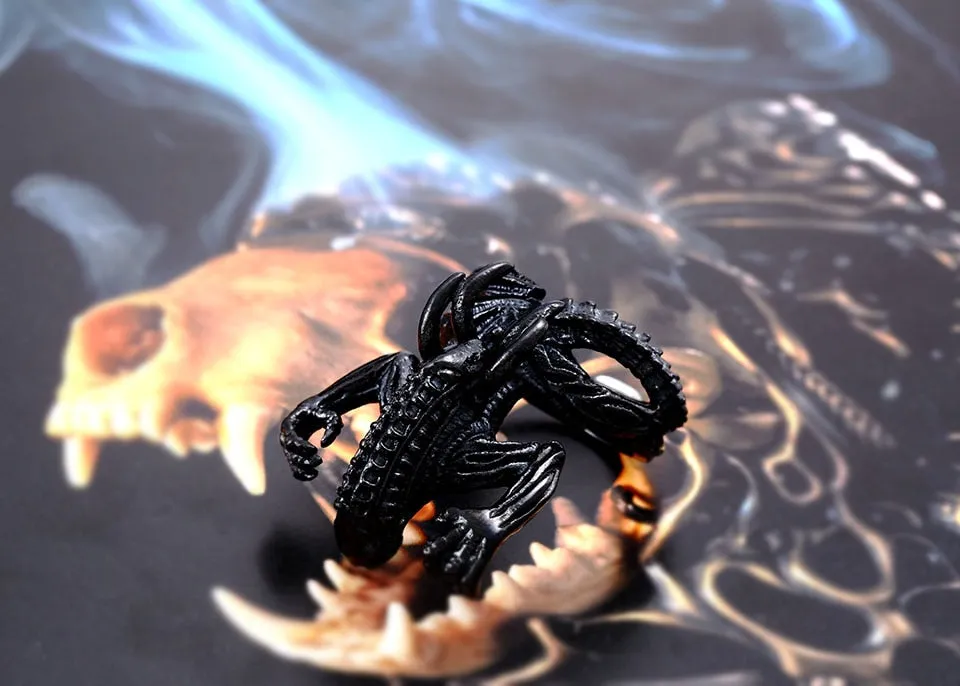 High Quality Alien Predator Finger Ring