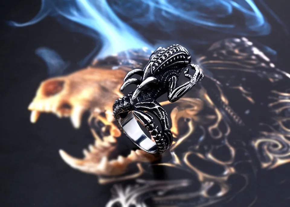 High Quality Alien Predator Finger Ring