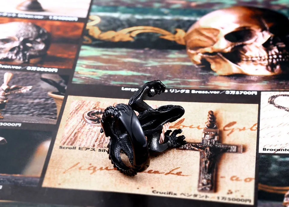 High Quality Alien Predator Finger Ring
