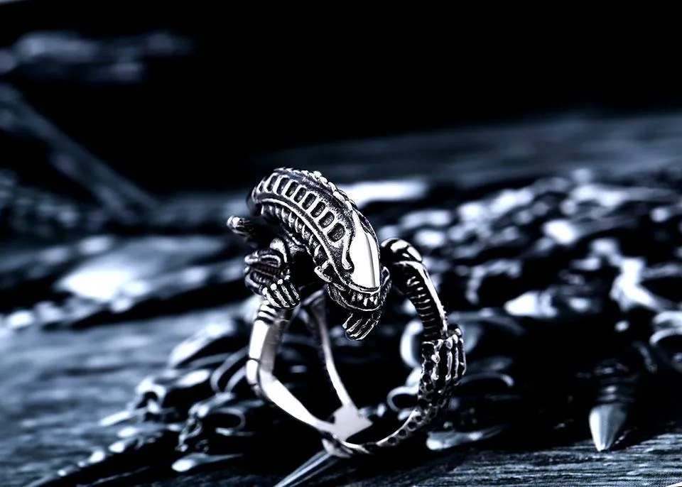 High Quality Alien Predator Finger Ring