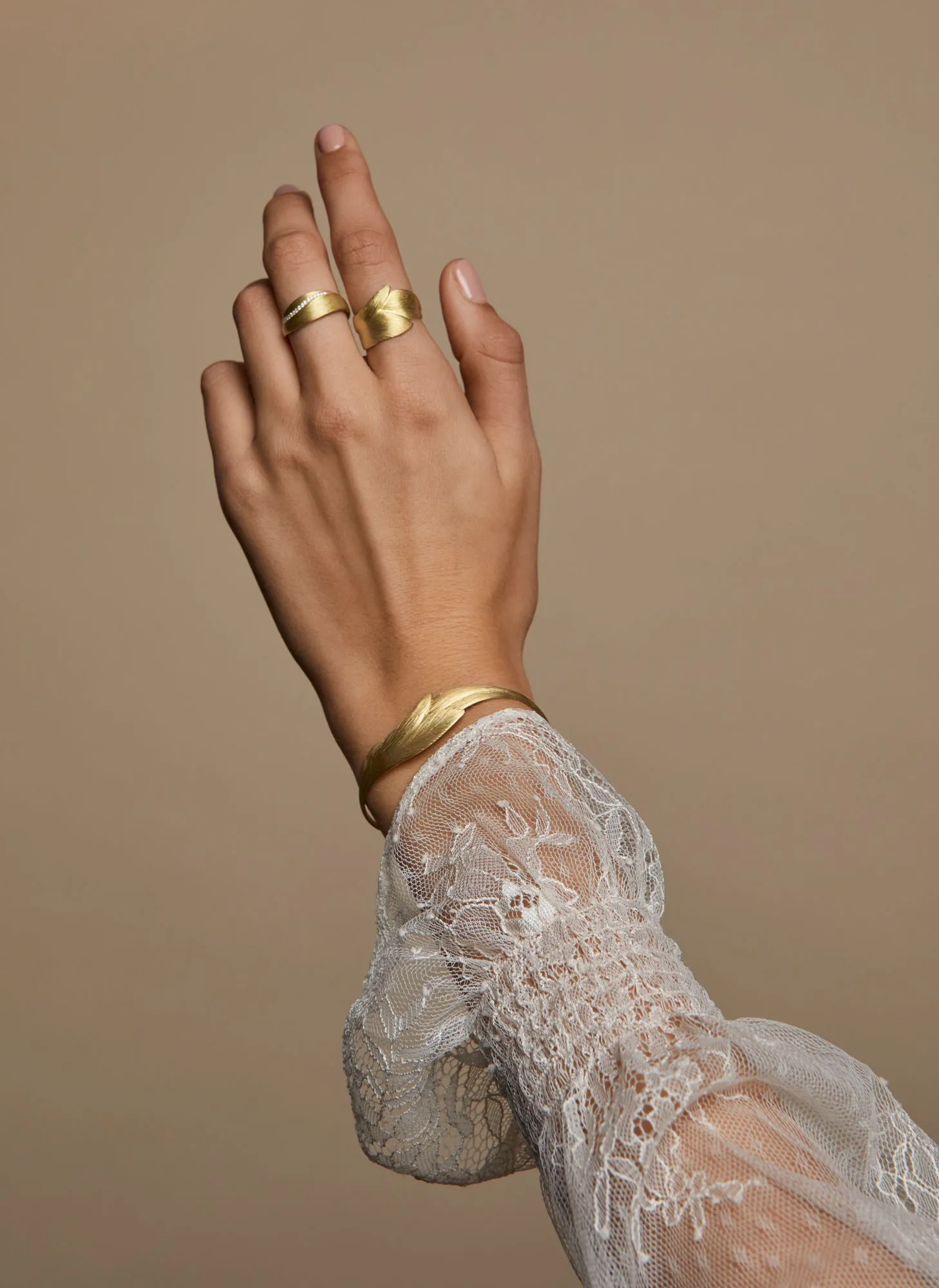 Large Aura 18K Gold Ring