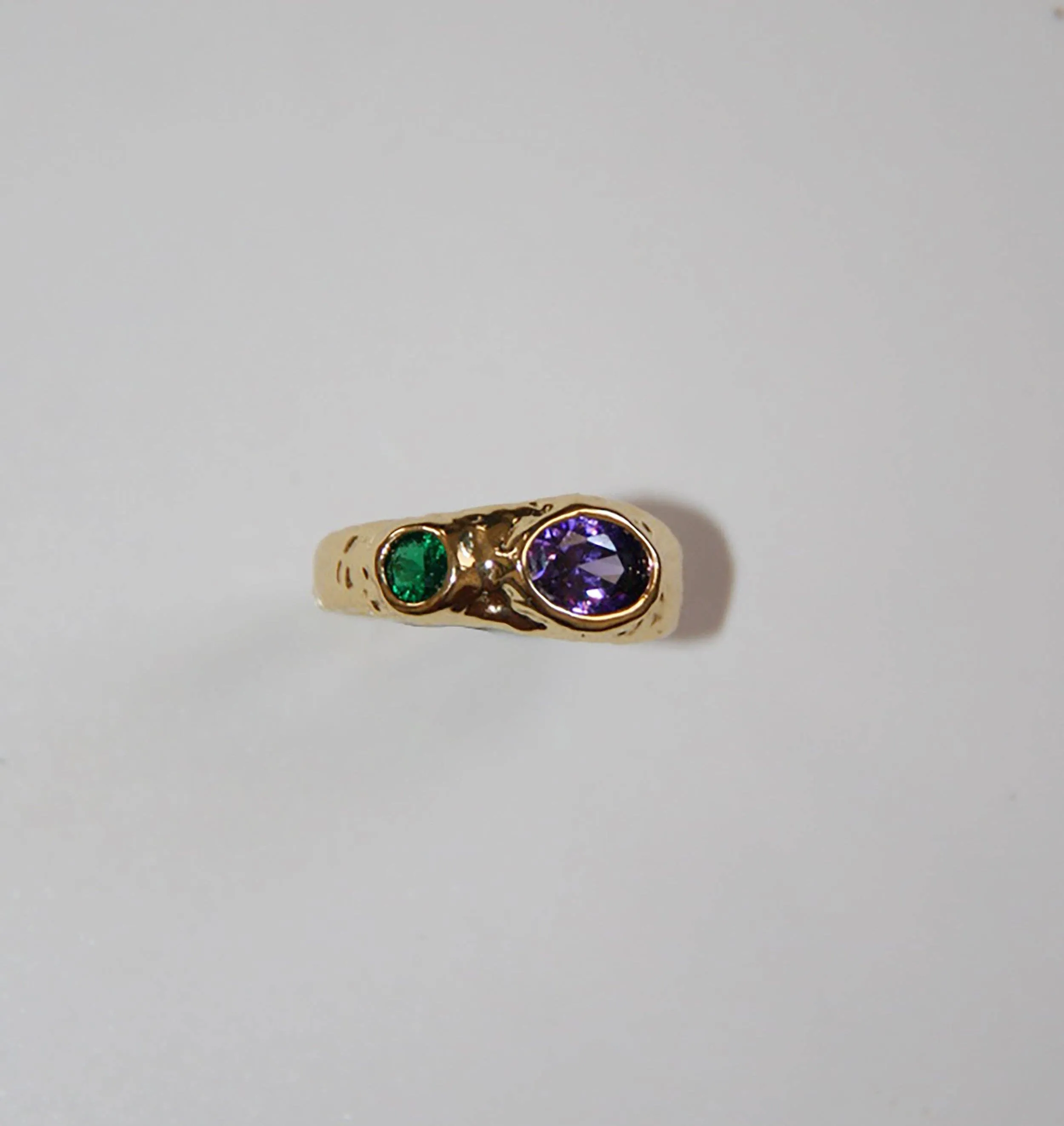 ROCKS RINGS: Gold/Emerald/Violet