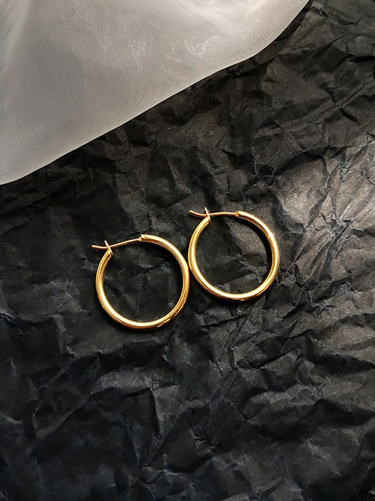 Simple Circle Earrings